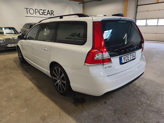 Volvo V70 4 of 18