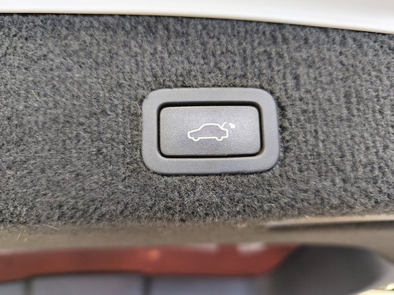 Volvo V70 16 of 18