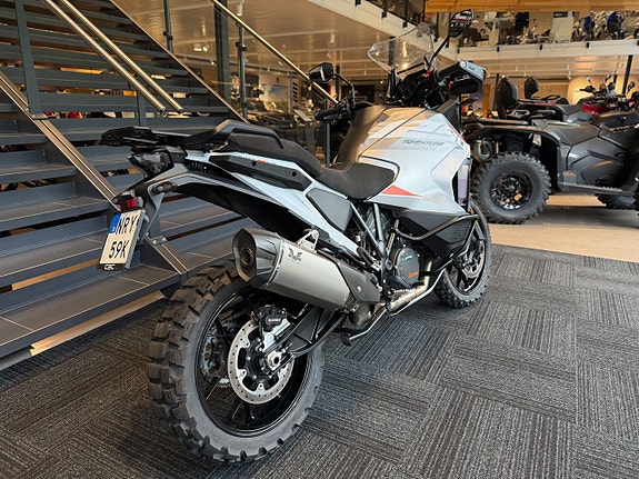 KTM 1290 SUPER ADVENTURE S 2 of 9