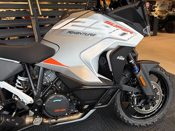 KTM 1290 SUPER ADVENTURE S 5 of 9
