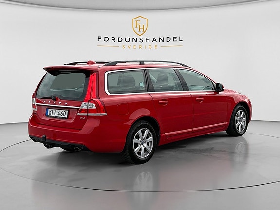 Volvo V70 5 of 15