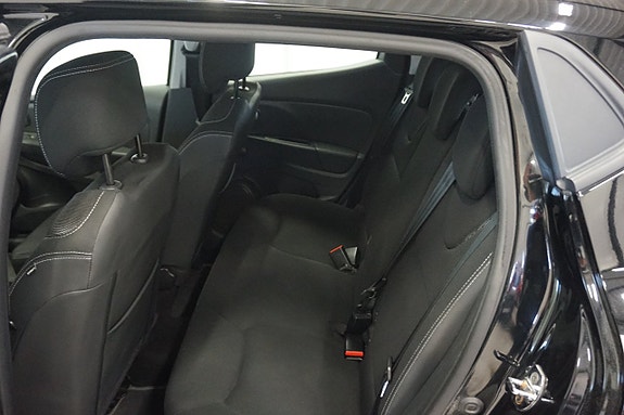 Renault Clio 9 of 23