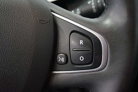 Renault Clio 13 of 23