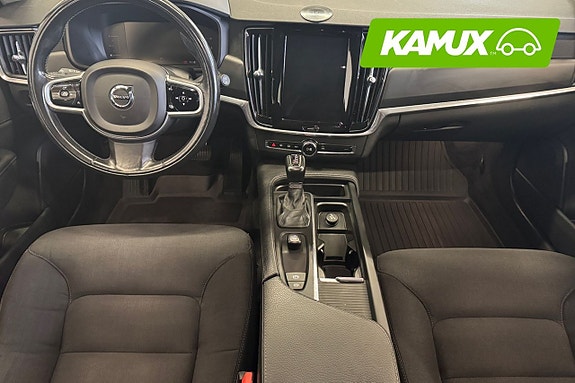 Volvo V90 10 of 17