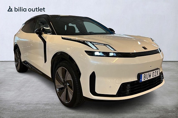 Lynk & Co 08 3 of 24