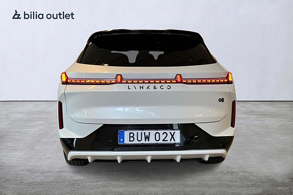 Lynk & Co 08 6 of 24