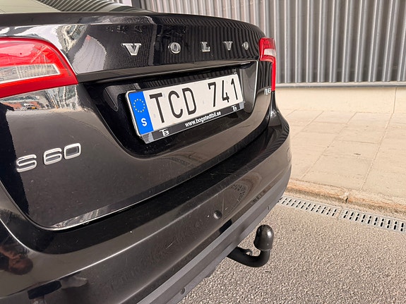 Volvo S60 5 of 15