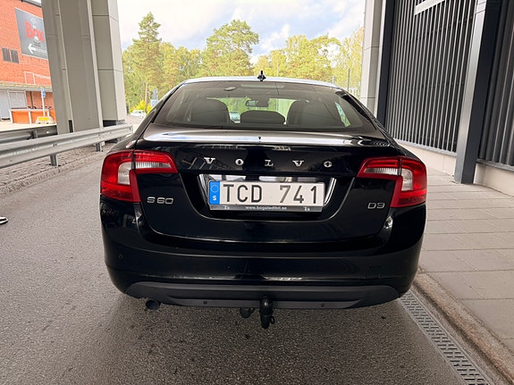 Volvo S60 4 of 15