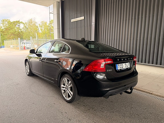 Volvo S60 3 of 15
