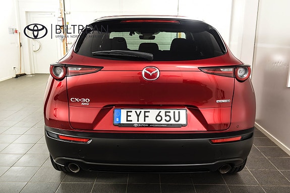 Mazda CX-30 4 of 18