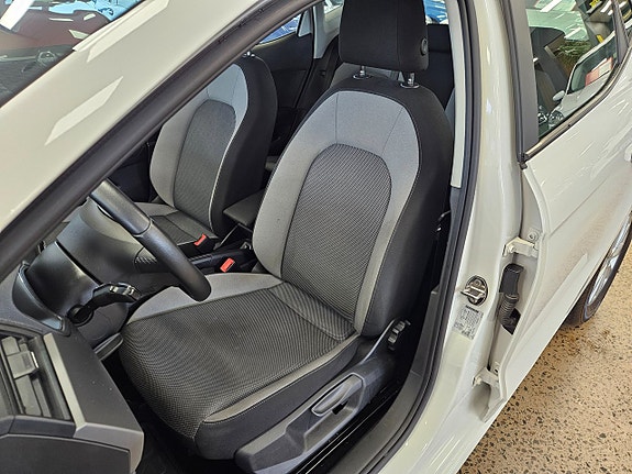 Seat Ibiza 14 of 18