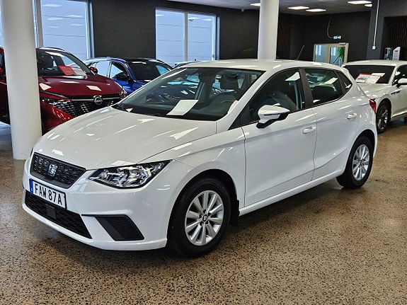 Seat Ibiza 3 of 18
