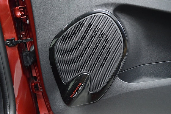 Renault Clio 19 of 24