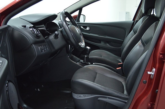 Renault Clio 8 of 24