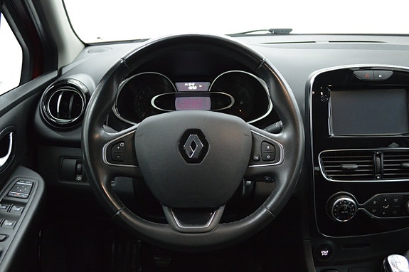Renault Clio 20 of 24