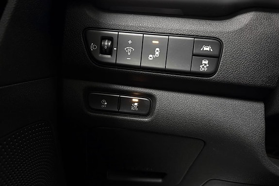 Kia e-Niro 10 of 21