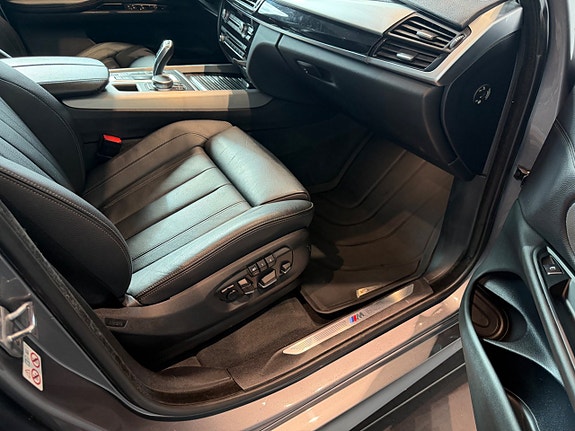BMW X5 13 of 16
