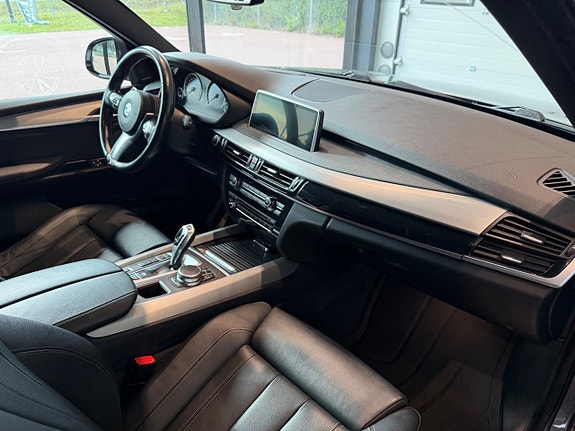 BMW X5 14 of 16