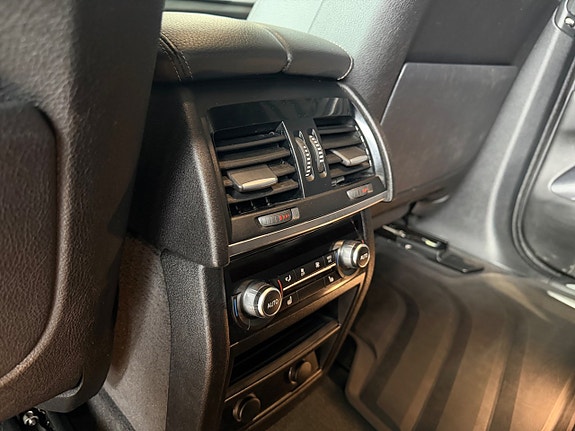 BMW X5 12 of 16