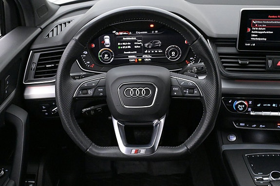 Audi Q5 7 of 27