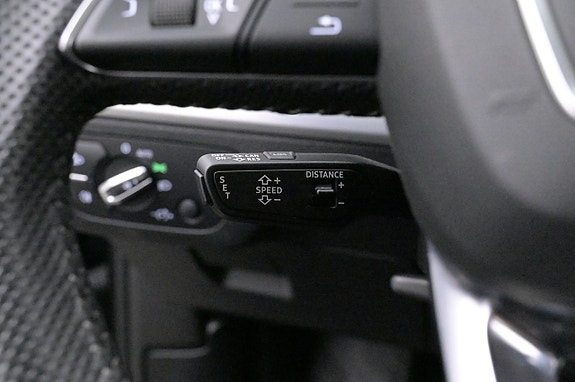 Audi Q5 8 of 27