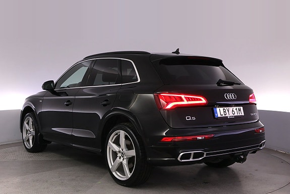 Audi Q5 4 of 27