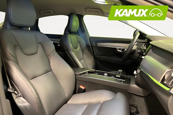 Volvo S90 15 of 26
