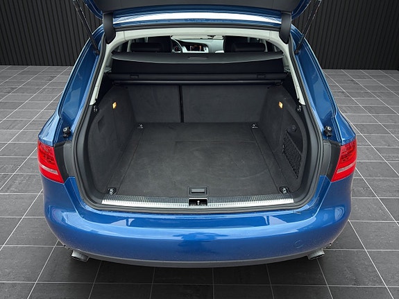 Audi A4 9 of 22