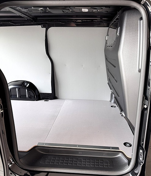 Opel Vivaro 10 of 12
