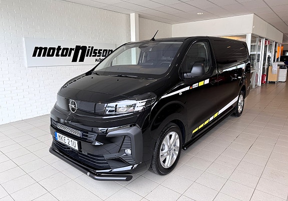 Opel Vivaro 8 of 12