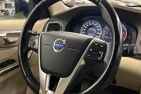 Volvo V60 14 of 14