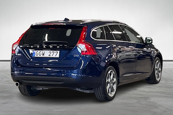 Volvo V60 9 of 14