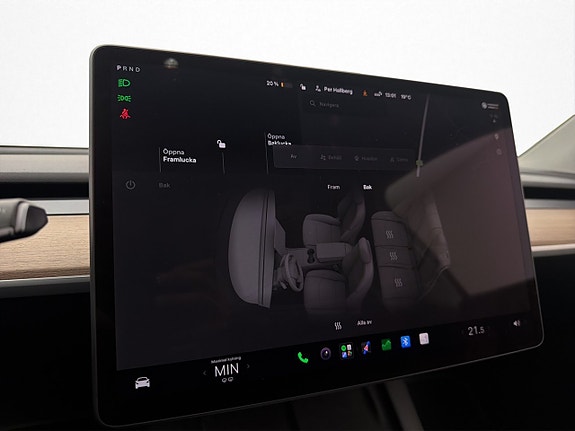 Tesla Model Y 25 of 30