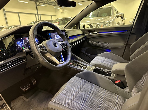 Volkswagen Golf I 17 of 24