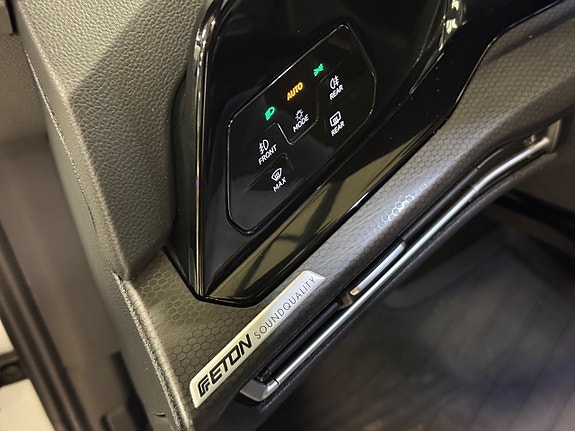 Volkswagen Golf I 16 of 24