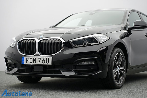 BMW 118i 13 of 30