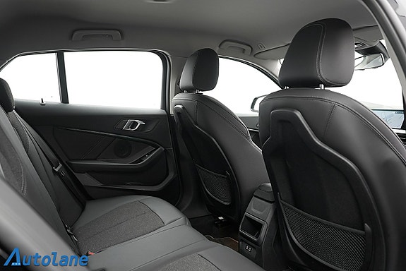 BMW 118i 25 of 30