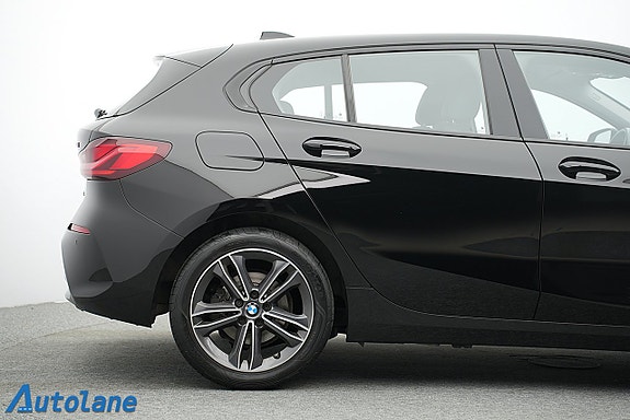 BMW 118i 17 of 30