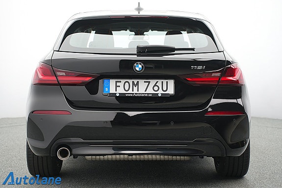 BMW 118i 15 of 30