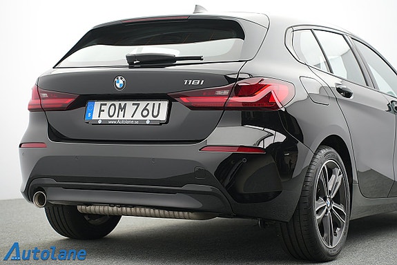 BMW 118i 16 of 30