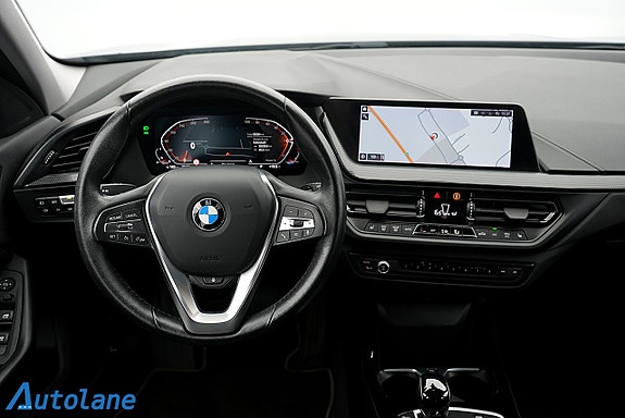 BMW 118i 18 of 30