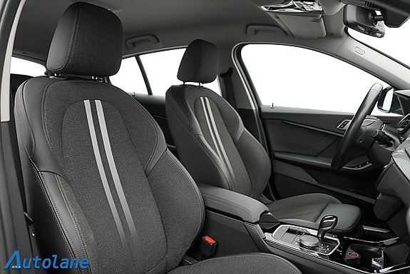 BMW 118i 23 of 30