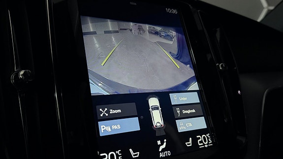 Volvo XC60 17 of 25
