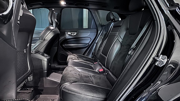 Volvo XC60 9 of 25