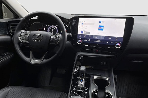 Lexus NX450h+ 11 of 16