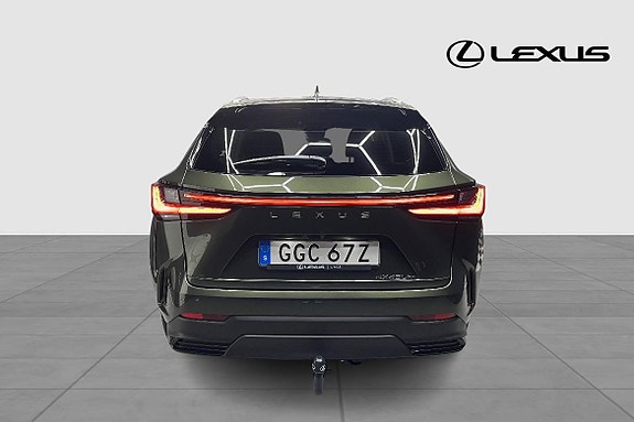 Lexus NX450h+ 3 of 16
