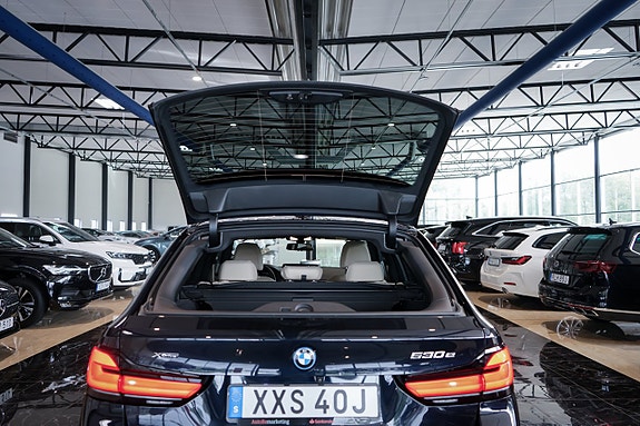 BMW 530e 10 of 27