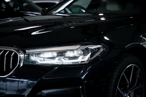 BMW 530e 4 of 27