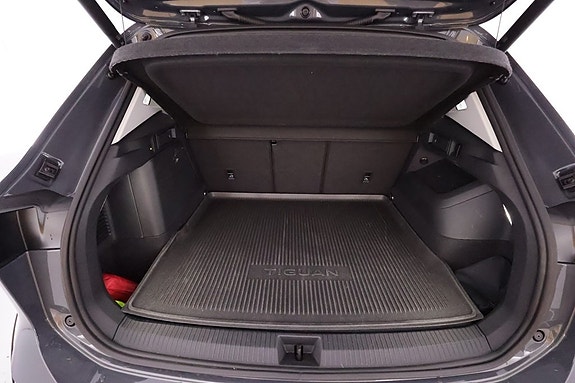 Volkswagen Tiguan 10 of 24