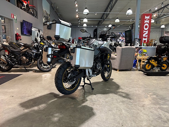 Voge DS525X #Höstdeal inkl Alu.väskor# 3 of 13